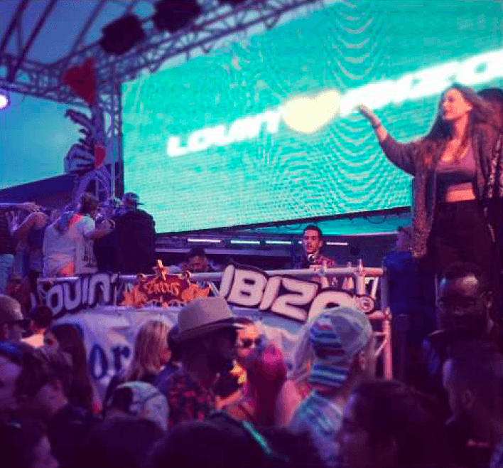 Francesc Murcia Live Performance 3