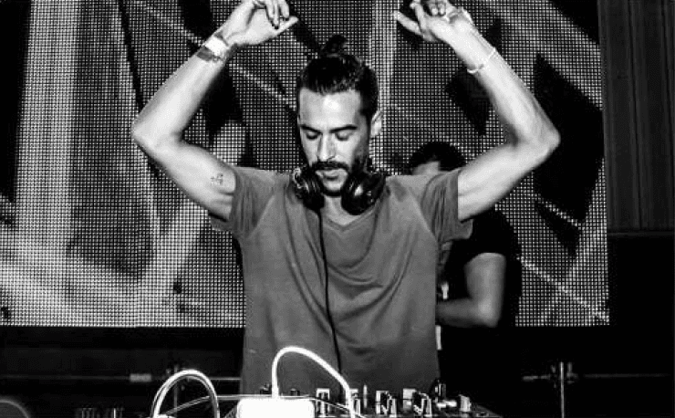 Francesc Murcia Live Performance 6